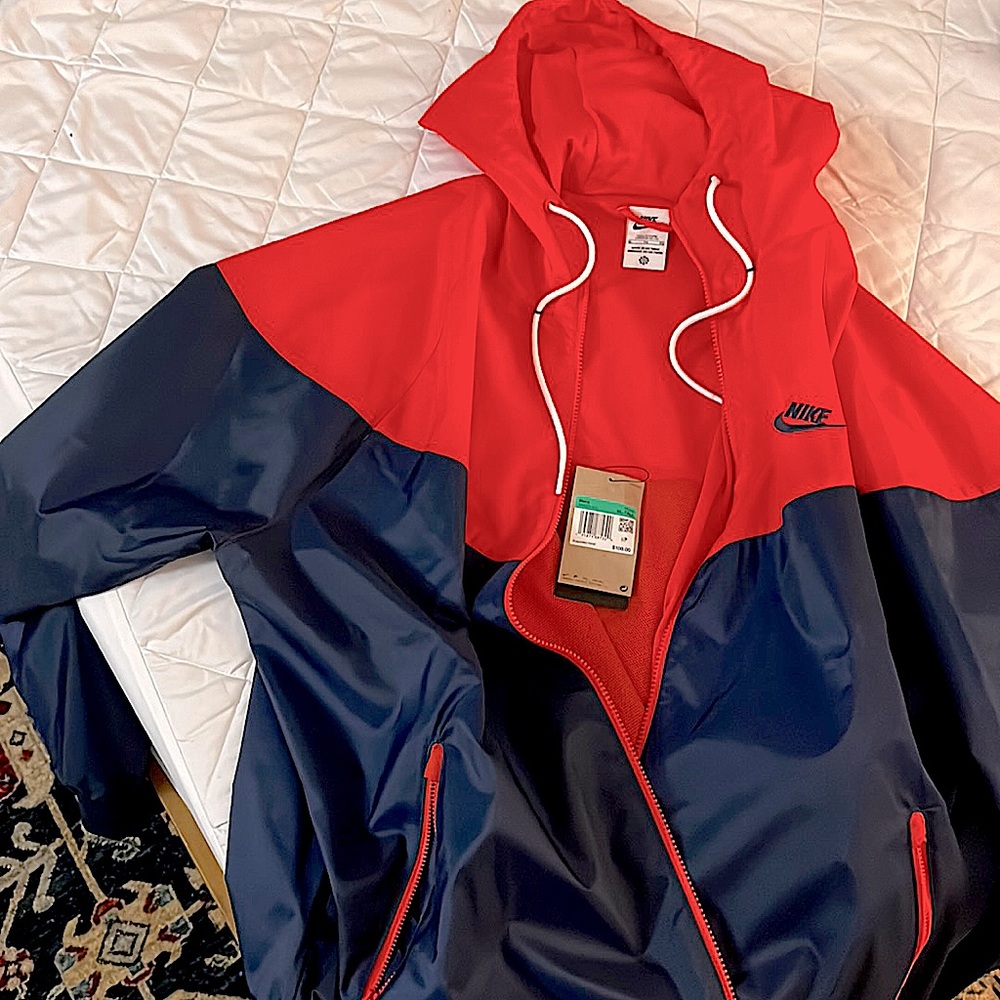 XL. Never worn.